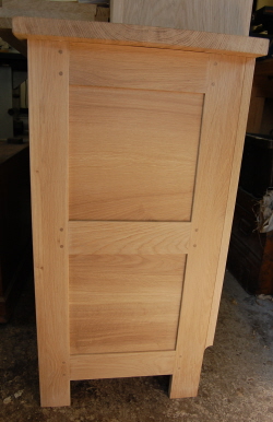 oakshakerdresser283-250